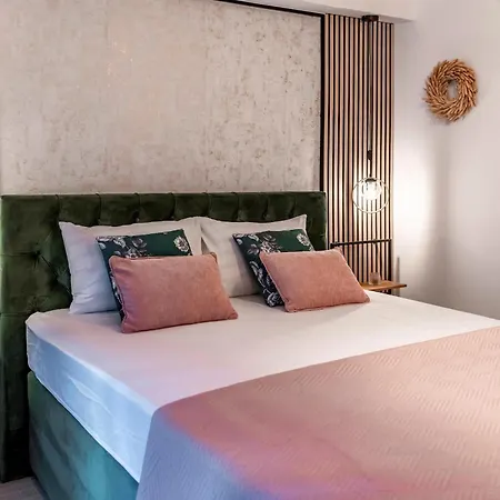 Old Town Fantastic 1